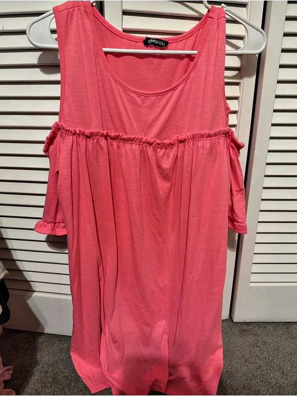 Hemish Cold shoulder Shirt